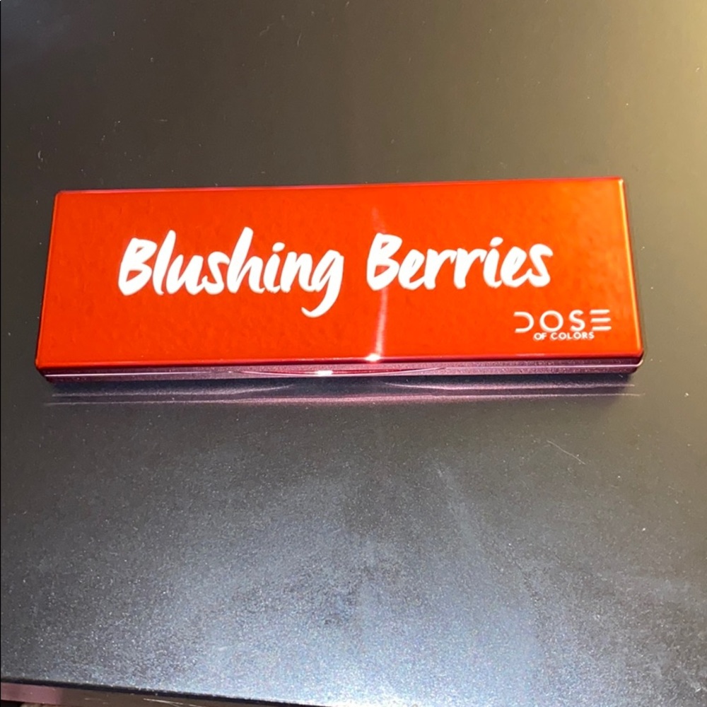 Dose Of Colors Blushing Berries palette